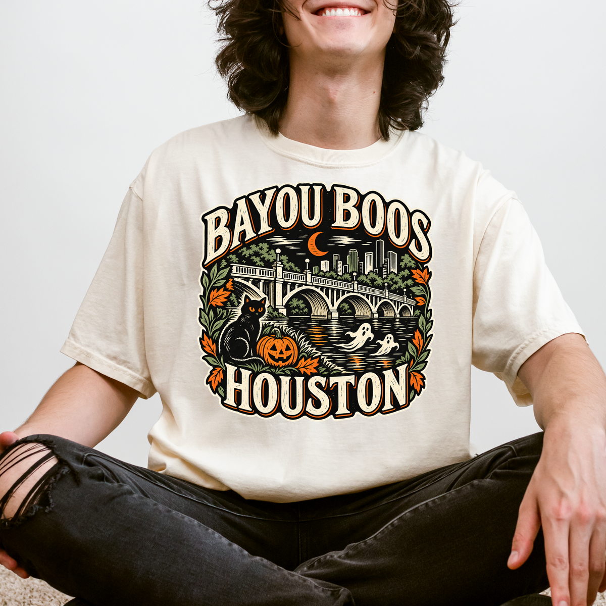 Houston Halloween T-Shirt, Sabine Street Bridge Bayou Boos, Black Cat Folk Art, Comfort Colors Texas Souvenir