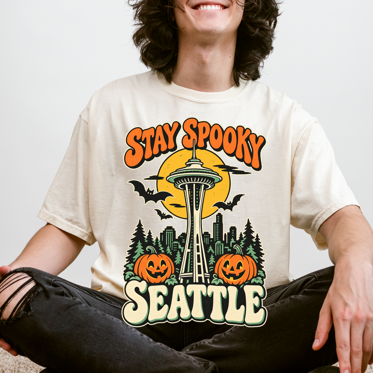 Seattle Halloween T-Shirt, Space Needle Pumpkin Scene, Retro 1950s Cartoon, Comfort Colors Washington Souvenir