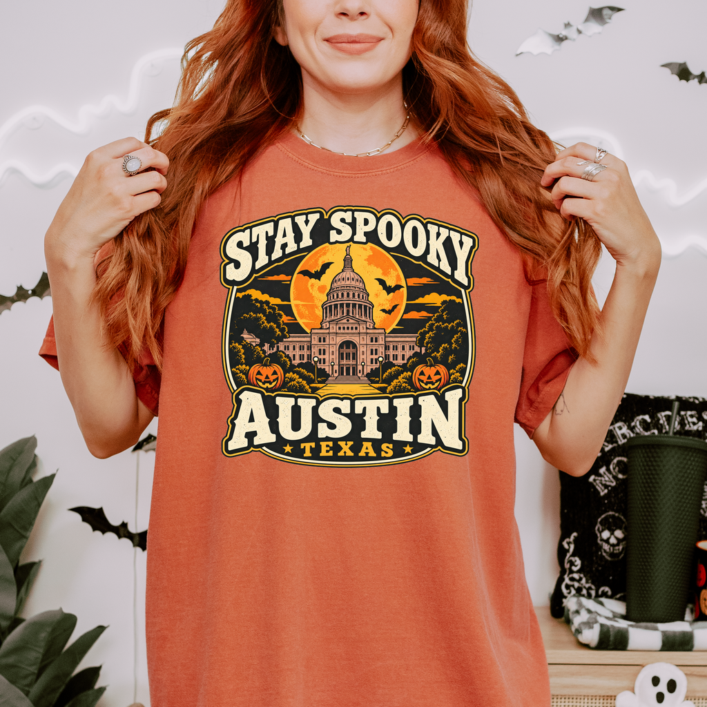 Austin Halloween T-Shirt, Texas State Capitol, Comfort Colors Retro Pumpkin Moon Souvenir, Stay Spooky Texas