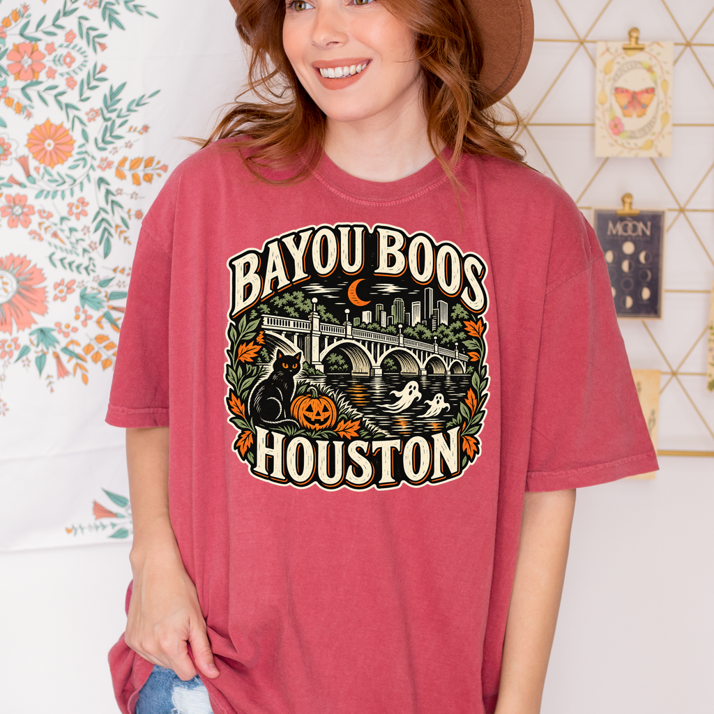 Houston Halloween T-Shirt, Sabine Street Bridge Bayou Boos, Black Cat Folk Art, Comfort Colors Texas Souvenir