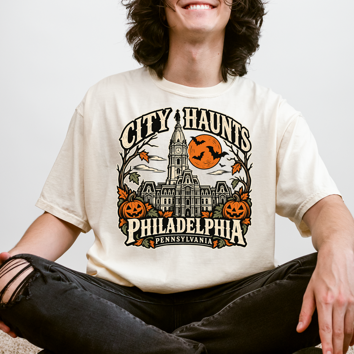 Philadelphia Halloween T-Shirt, City Hall Woodcut Folk Art, Pumpkin Lanterns, Pennsylvania Souvenir, Comfort Colors