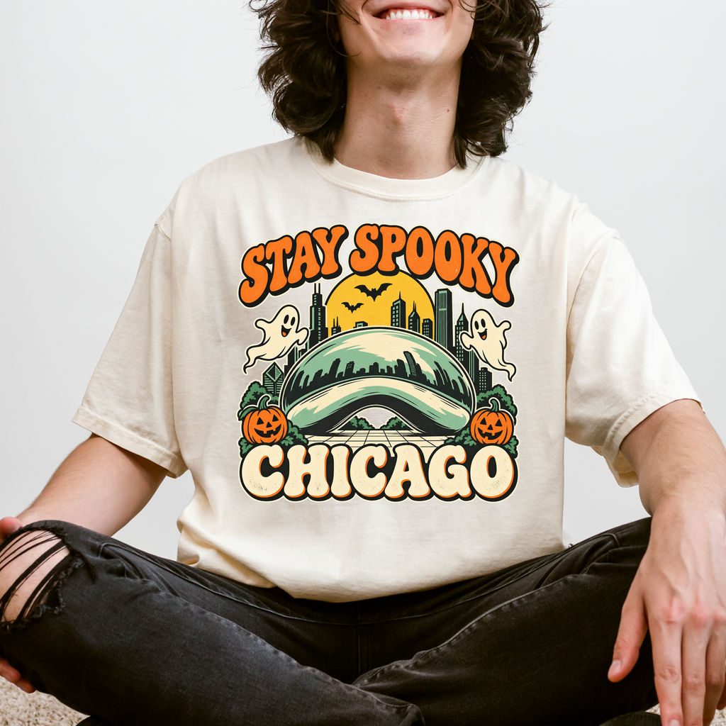 Chicago Halloween T-Shirt, Illinois Cloud Gate Retro Cartoon, Stay Spooky Pumpkin Ghost Comfort Colors Souvenir