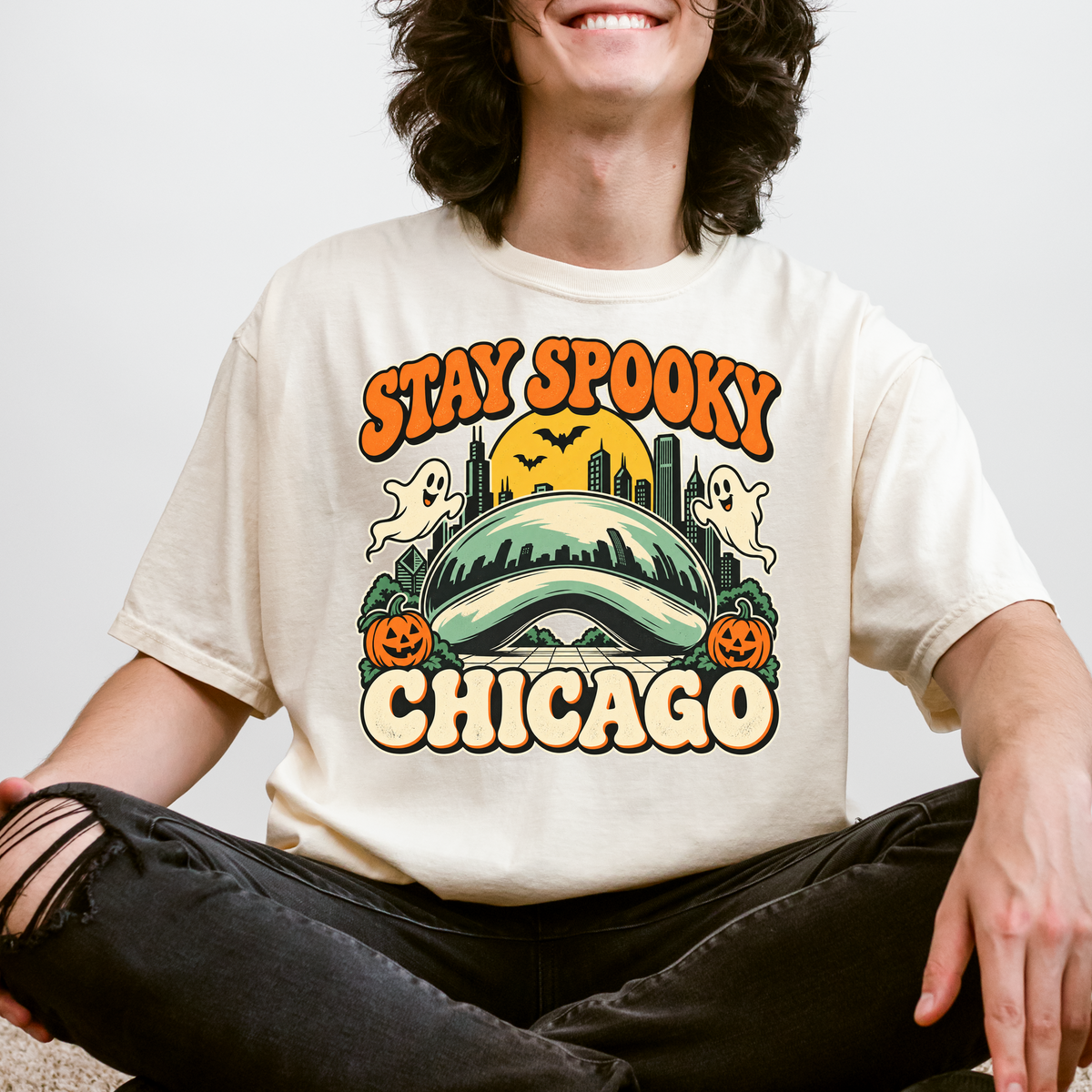 Chicago Halloween T-Shirt, Illinois Cloud Gate Retro Cartoon, Stay Spooky Pumpkin Ghost Comfort Colors Souvenir