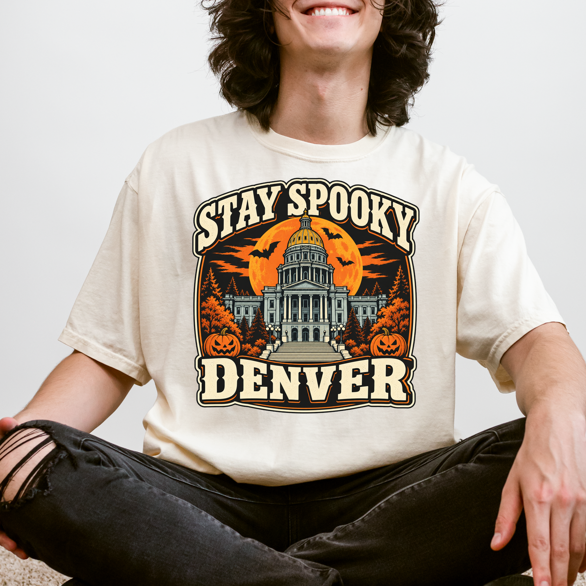 Denver Halloween T-Shirt, Colorado State Capitol, Comfort Colors Retro Pumpkin Souvenir, Spooky Season Bats